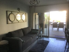 Living area - Passez un Agréable Séjour Dans cet Appartement Dupleix de 55m2 Terrasse de 30m2 (Île-Tudy)