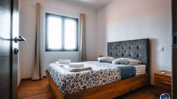 3 chambres, lit parapluie, Wi-Fi, draps fournis