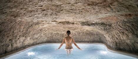 Indoor pool, seasonal outdoor pool