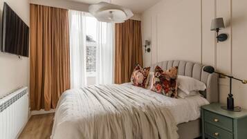 1 habitación, tabla de planchar con plancha, wifi y ropa de cama