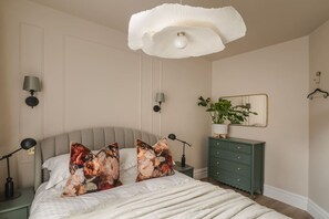 1 chambre, fer et planche à repasser, Wi-Fi, literie fournie