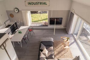 Televisión y estéreo 