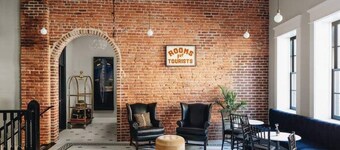 Ulysses Suites, Suite 202