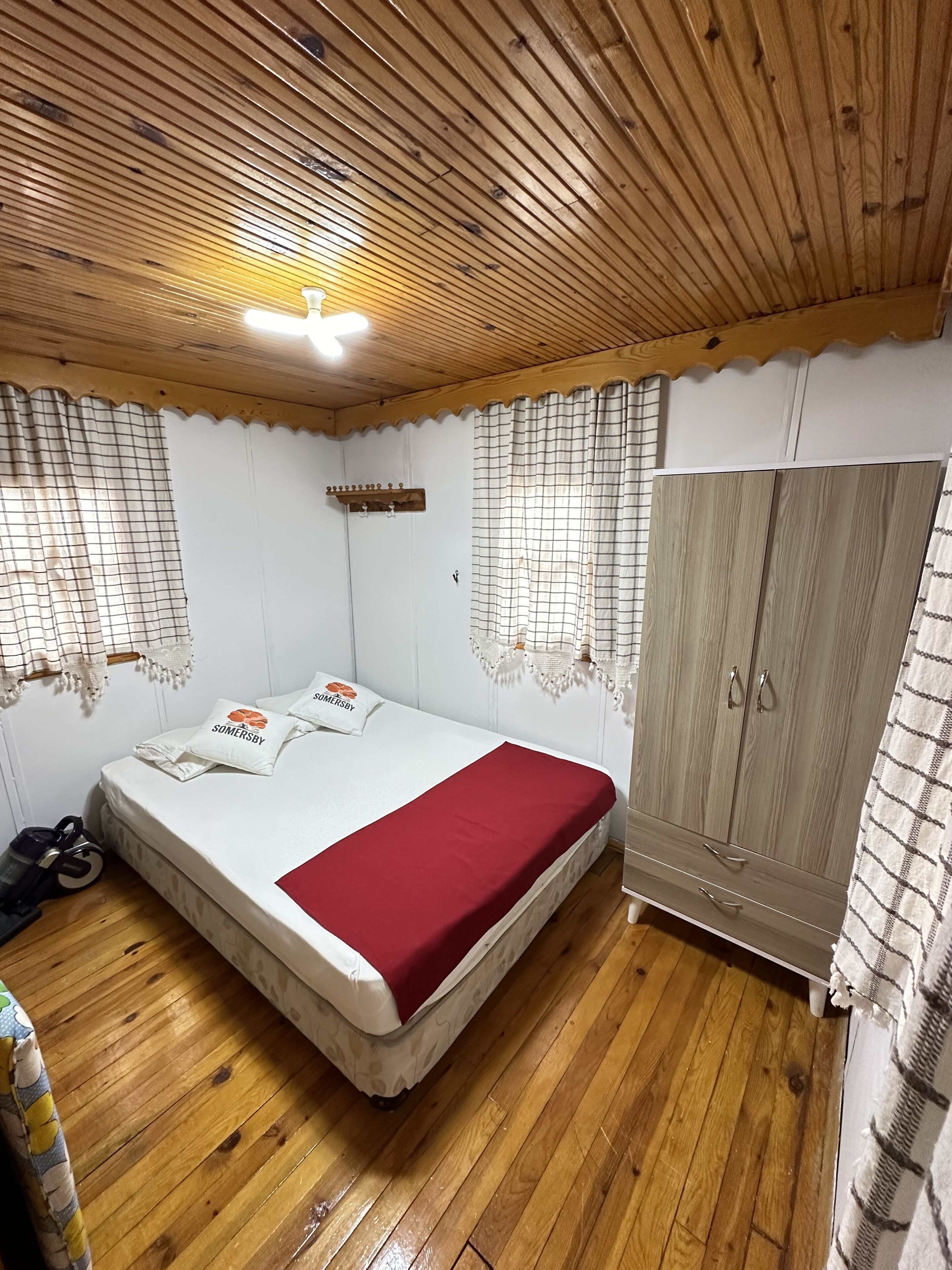 2 habitaciones, sistema de insonorización y wifi gratis 