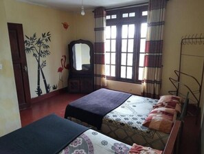 4 bedrooms, WiFi, bed sheets