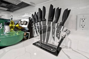 Miscellaneous - Island Gems - Emerald

 (Galveston)