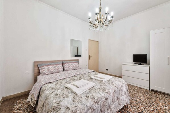 1 chambre, Wi-Fi gratuit, draps fournis