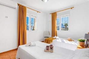 4 camere, Wi-Fi gratuito, lenzuola