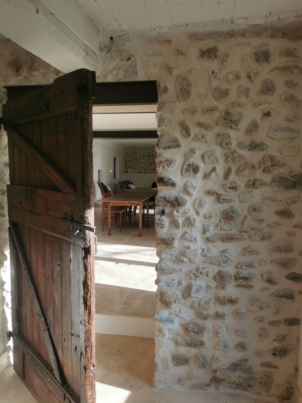 Dining - Exceptionnel! Pour Retrouvailles Familiales ou Amicales 12 à 15 Personnes (Valréas)