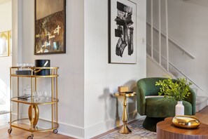 Interior - Downtown Escape: 3Br - Game/Movie Room - Foosball (Pittsburgh)