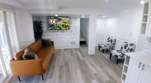 Smart TV, chimenea y videojuegos 