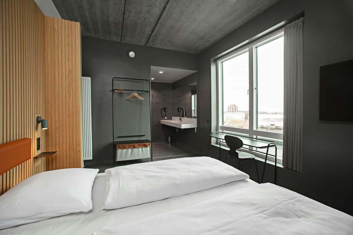 Standard Double Room, 1 King Bed