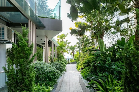 Panoramic Studio Suite | Garden view. Armin Homes Studio Solforest Ecopark