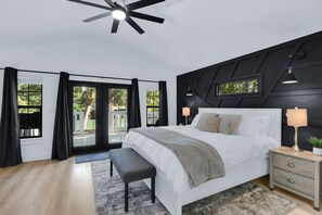 5 soverom, skrivebord, strykejern/-brett og wi-fi (inkludert)