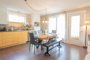 Unclassified image, 4 of 21, button - Chalet BIA Foyer & Spa (Asbestos)