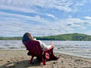 Beach nearby - Chalet BIA - Cap au Sud (Saint-Rémi-de-Tingwick)