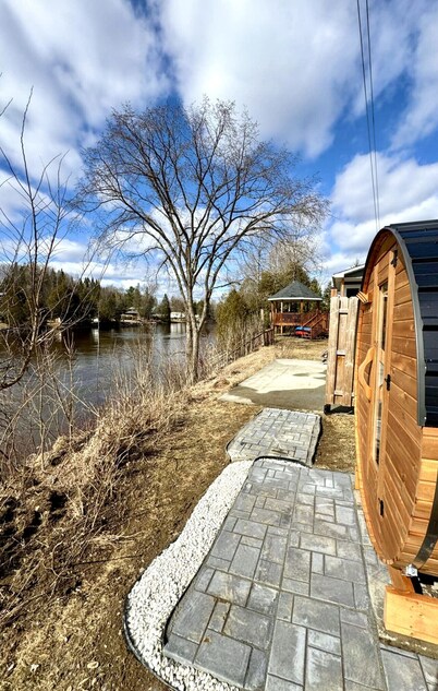 Chalet BIA - Au courant des 2 rivières
