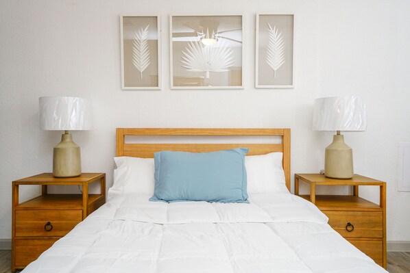 2 bedrooms, in-room safe, desk, iron/ironing board