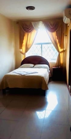 1 habitación, wifi gratis y ropa de cama