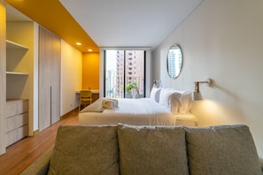 ロイヤル アパートメント | 1 室のベッドルーム、高級寝具、アイロン / アイロン台、WiFi (無料)