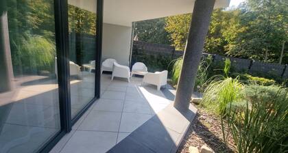 Theferienwohnung Moderne 2 Zimmer Ferienwohnung in Einem Neubau