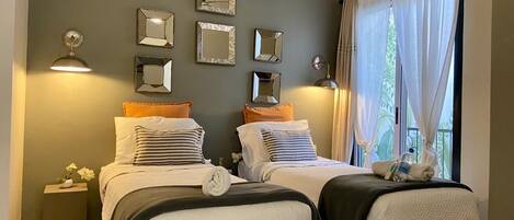 Deluxe Double or Twin Room | Individually decorated, individually furnished, free WiFi