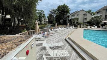 Piscine extérieure