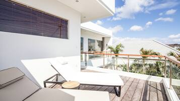 Villa (4 Bedrooms) | Exterior