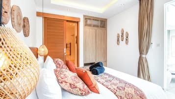 Villa (4 Bedrooms) | Exterior