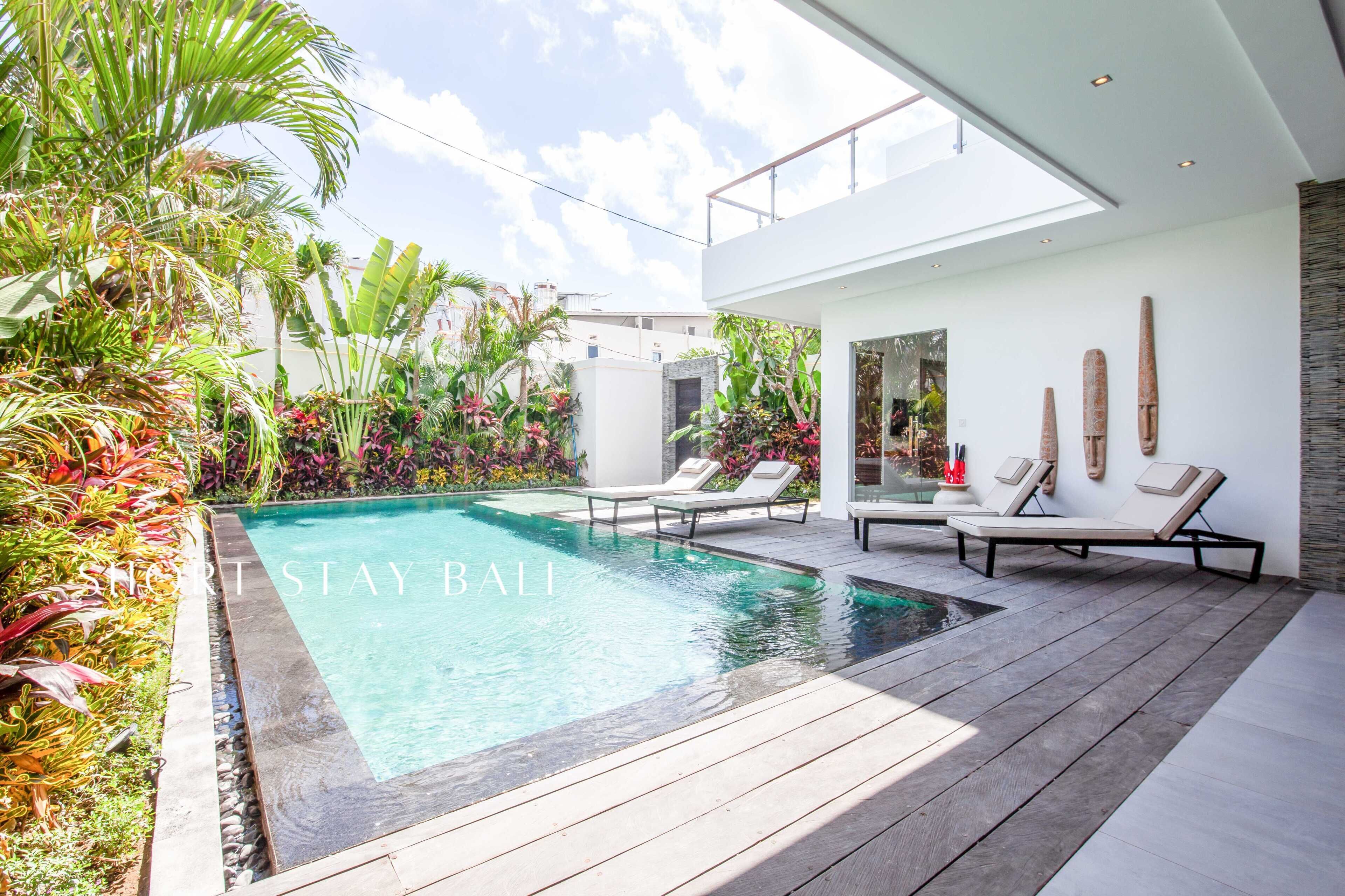 Villa (4 Bedrooms) | Exterior