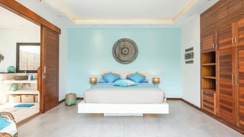 Villa (5 Bedrooms) | Exterior