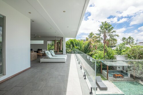Niko2 · Marvelous 5 Bedroom Villa Close to Finns