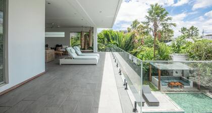 Niko2 · Marvelous 5 Bedroom Villa Close to Finns