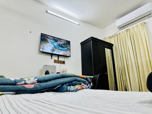 Beautiful 1-bed Studio in Dhaka