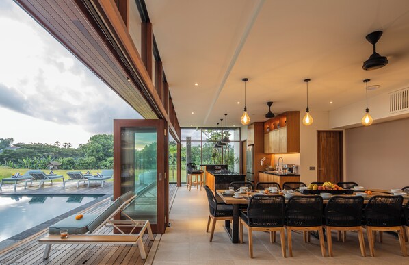 Villa (6 Bedrooms) | Extérieur