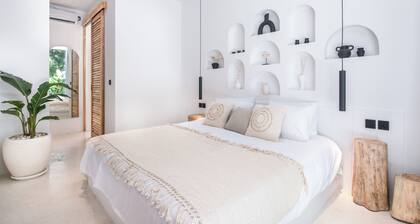 New 2 BR Villa 2mins to Bingin Beach