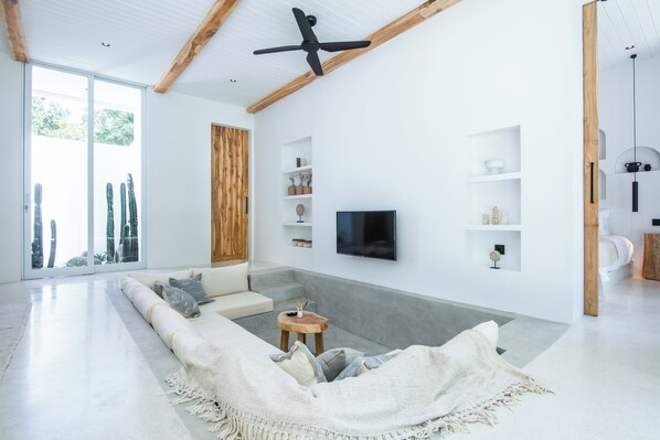 Villa (2 Bedrooms) | Exterior