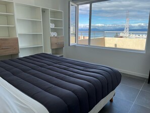 Cortinas blackout y sistema de insonorización