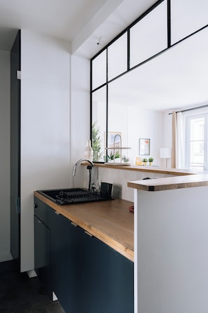 Kühlschrank, Ofen, Herdplatte, Geschirrspüler