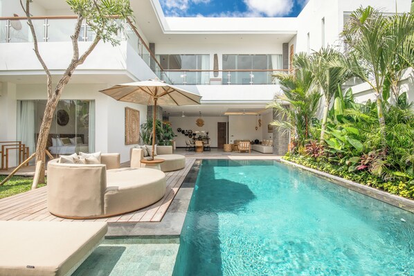 Villa (4 Bedrooms) | Extérieur
