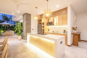 Villa (4 Bedrooms) | Exterior