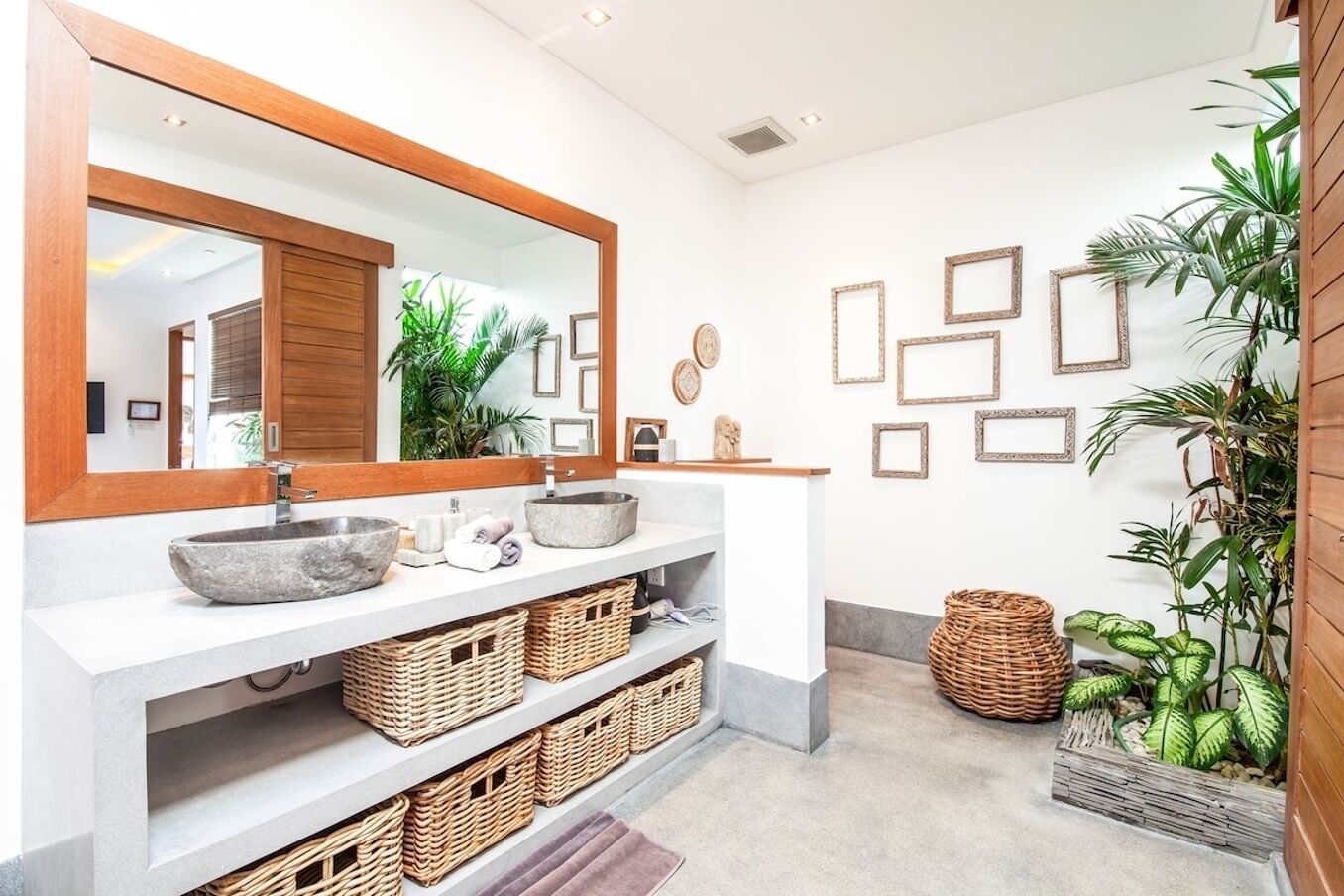 Villa (4 Bedrooms) | Exterior