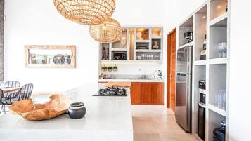 Villa (4 Bedrooms) | Exterior