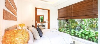 Modern 3BR Villa Center Seminyak Enclosed Living