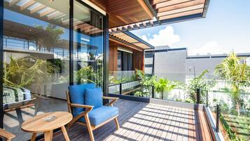 Vila (NOMA 5 VICTUM · ) | Eksterior