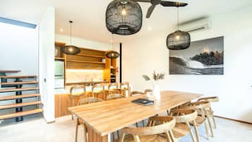 Vila (NOMA 5 VICTUM · ) | Eksterior