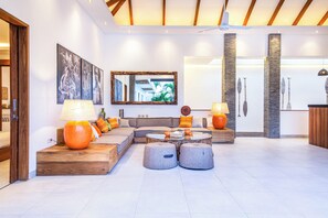 Villa (4 Bedrooms) | Exterior