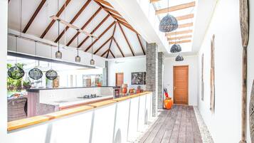 Villa (4 Bedrooms) | Exterior