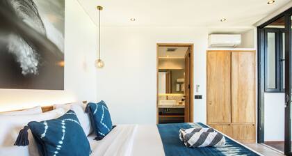 Coastal Charm: 4BR New Villa, 200m to Canggu Beach