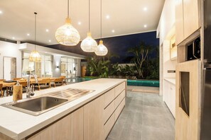 Villa (4 Bedrooms) | Exterior